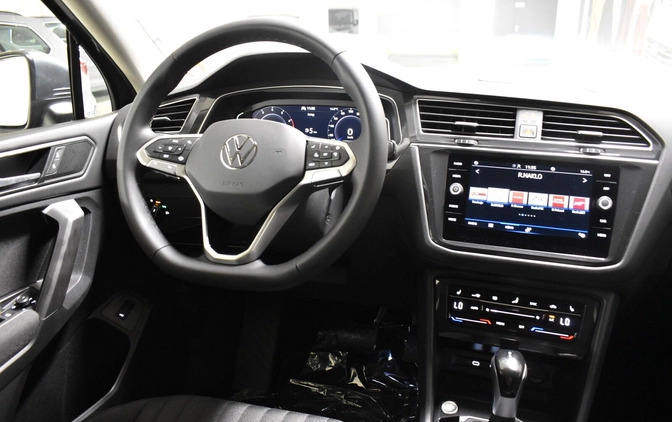 Volkswagen Tiguan Allspace cena 179900 przebieg: 5, rok produkcji 2024 z Orzesze małe 254